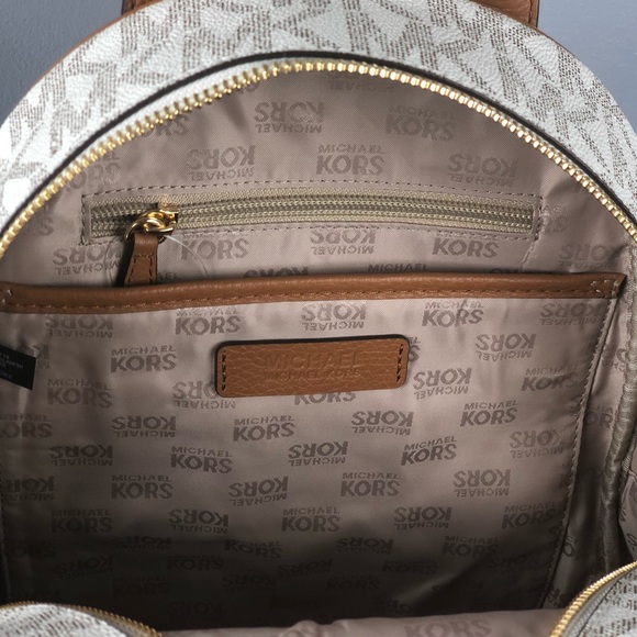 ✨LAST DAY SALE MK Abbey Studded Mini Backpack 🎒 - Picture 4 of 8